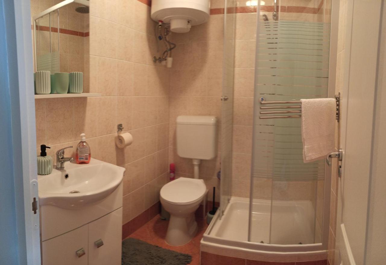 Angi Apartman- Nagyszeru Elhelyezkedes, Vendegkozpontu Szallashely-Szolgaltatas Daire Harkány Dış mekan fotoğraf