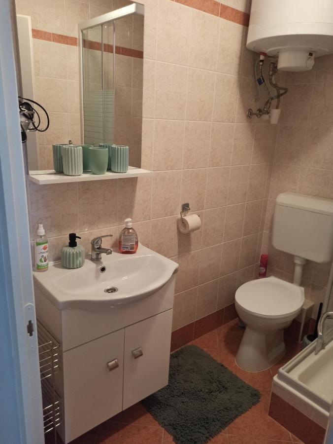 Angi Apartman- Nagyszeru Elhelyezkedes, Vendegkozpontu Szallashely-Szolgaltatas Daire Harkány Dış mekan fotoğraf