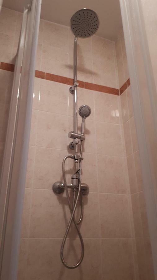 Angi Apartman- Nagyszeru Elhelyezkedes, Vendegkozpontu Szallashely-Szolgaltatas Daire Harkány Dış mekan fotoğraf